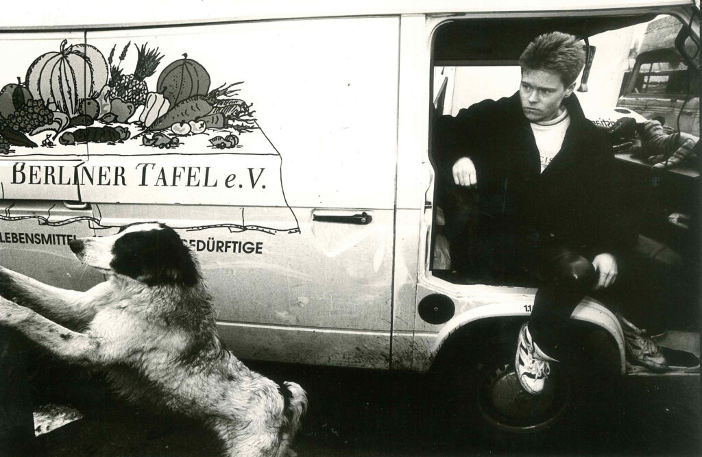 Geschichte der Tafeln - altes schwarz/weiß Bild